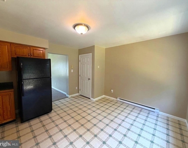 101 Oak Grove Road - Photo Thumbnail 6