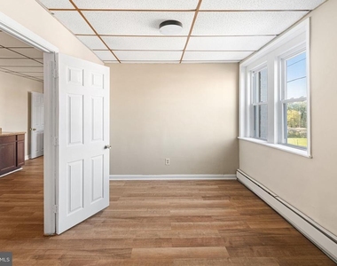 800 State Road - Photo Thumbnail 9