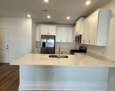 29212 Radford Court - Photo Thumbnail 6