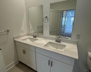 29212 Radford Court - Photo Thumbnail 19