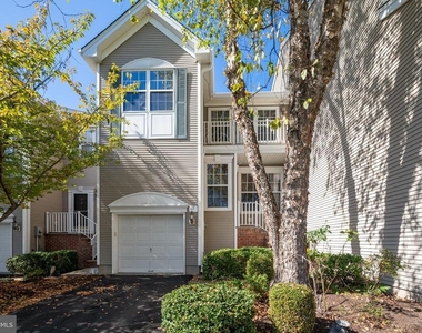 17 Stafford Drive - Photo Thumbnail 1