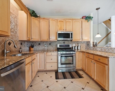 17 Stafford Drive - Photo Thumbnail 9