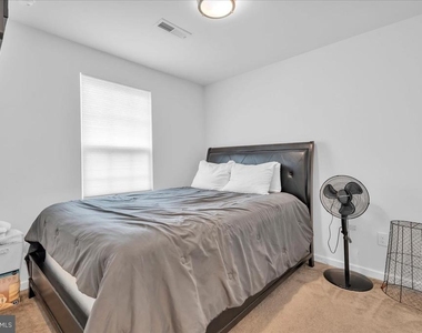 111 Village Green Lane - Photo Thumbnail 14