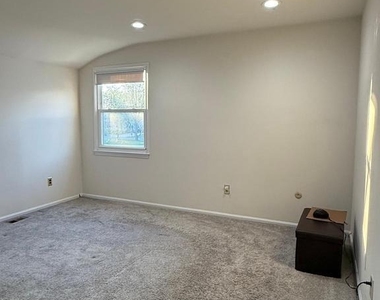 5 Westbury Drive - Photo Thumbnail 14