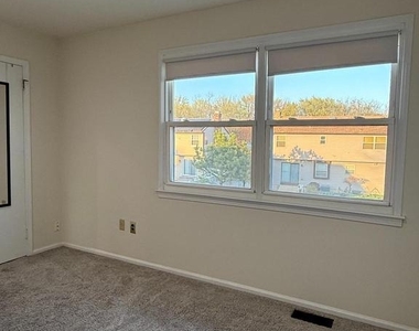 5 Westbury Drive - Photo Thumbnail 10