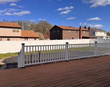 5 Westbury Drive - Photo Thumbnail 21
