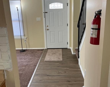 18 Lerner Court - Photo Thumbnail 17