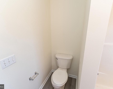202 Carsons Court - Photo Thumbnail 31