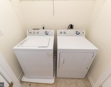 202 Carsons Court - Photo Thumbnail 15