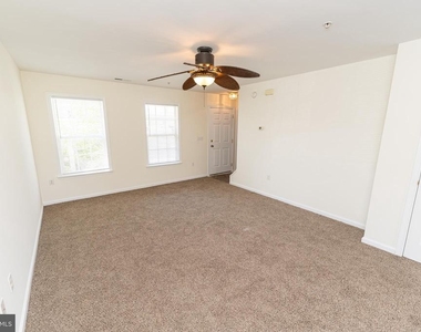 202 Carsons Court - Photo Thumbnail 3