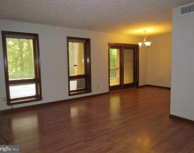 44691 White Oak Court - Photo Thumbnail 2