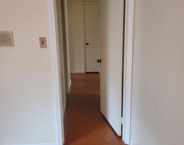 11801 Fairgreen Lane - Photo Thumbnail 19