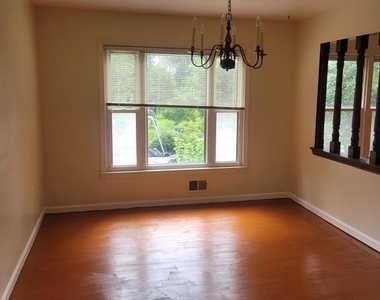 11801 Fairgreen Lane - Photo Thumbnail 9