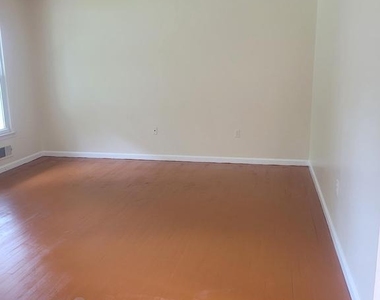 11801 Fairgreen Lane - Photo Thumbnail 18
