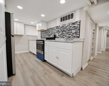 6008 Addison Road - Photo Thumbnail 7