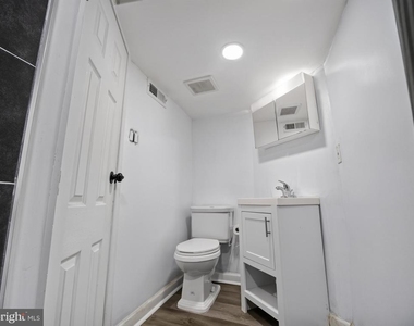 6008 Addison Road - Photo Thumbnail 27