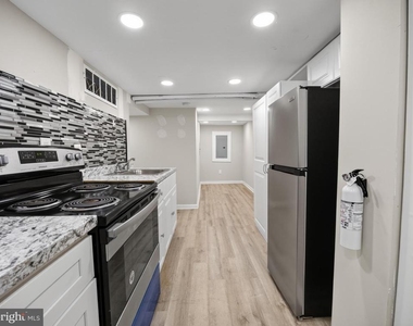 6008 Addison Road - Photo Thumbnail 11