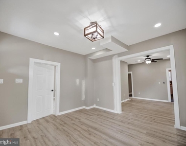 6008 Addison Road - Photo Thumbnail 60