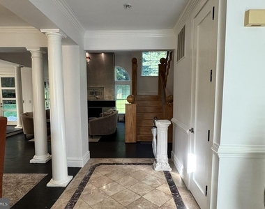 6413 Gallery Street - Photo Thumbnail 1
