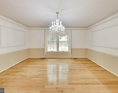 14672 Brougham Way - Photo Thumbnail 12