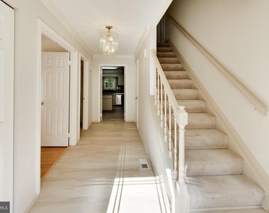14672 Brougham Way - Photo Thumbnail 6