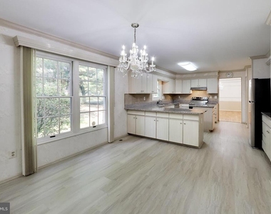 14672 Brougham Way - Photo Thumbnail 20