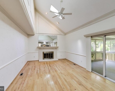 14672 Brougham Way - Photo Thumbnail 21