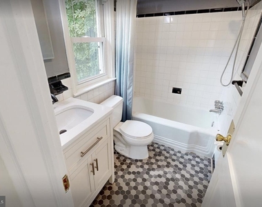 2410 Dexter Avenue - Photo Thumbnail 3