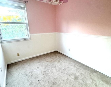 12114 Dalewood Drive - Photo Thumbnail 3