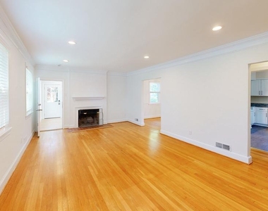 11 Indian Spring Drive - Photo Thumbnail 6