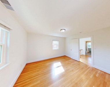 11 Indian Spring Drive - Photo Thumbnail 14