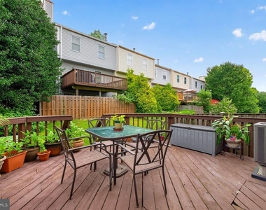 12533 Coral Grove Place - Photo Thumbnail 13