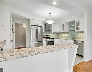 10085 Windstream Drive - Photo Thumbnail 8