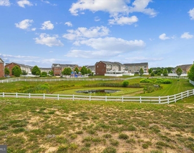 5322 Phillis Wheatley Pl - Photo Thumbnail 27