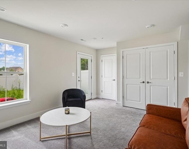 5322 Phillis Wheatley Pl - Photo Thumbnail 18