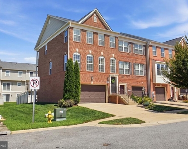 11360 Sandhurst Place - Photo Thumbnail 1
