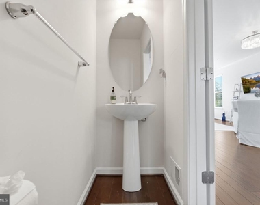 11360 Sandhurst Place - Photo Thumbnail 14