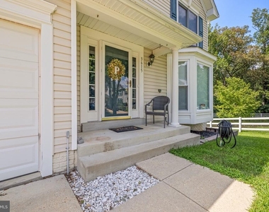 3615 Prince Edward Drive - Photo Thumbnail 3