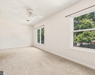 3615 Prince Edward Drive - Photo Thumbnail 33