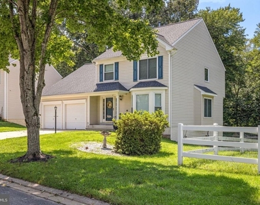 3615 Prince Edward Drive - Photo Thumbnail 5
