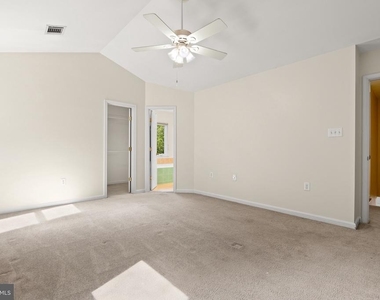 3615 Prince Edward Drive - Photo Thumbnail 31