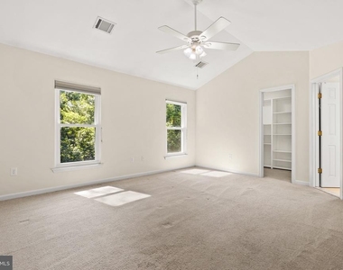 3615 Prince Edward Drive - Photo Thumbnail 32