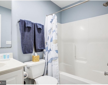 17293 King Phillip Way - Photo Thumbnail 7