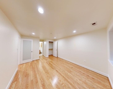 1462 Harvard Street Nw - Photo Thumbnail 6