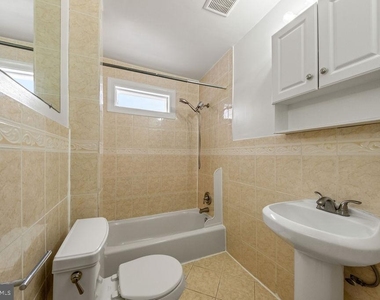 1124 C Street Ne - Photo Thumbnail 15