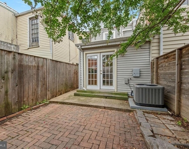1124 C Street Ne - Photo Thumbnail 23