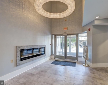 555 Massachusetts Avenue Nw - Photo Thumbnail 15