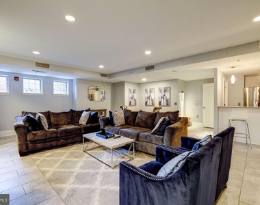 555 Massachusetts Avenue Nw - Photo Thumbnail 17