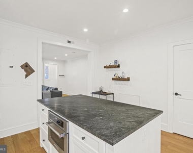 1920 35th Street Nw - Photo Thumbnail 5