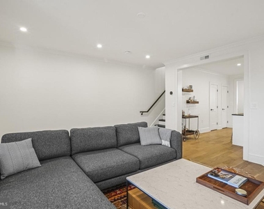 1920 35th Street Nw - Photo Thumbnail 15